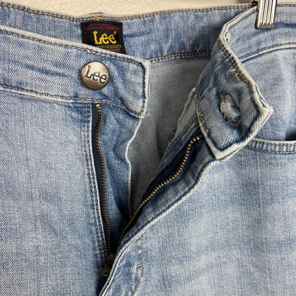 Lee Womens High Rise Wide Leg Jeans Light Wash Blue Size 12 Short Denim - Picture 3 of 9